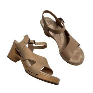 Dansko Womens Tasha Beige Leather Slingback Clog Sandals Size 38 EU